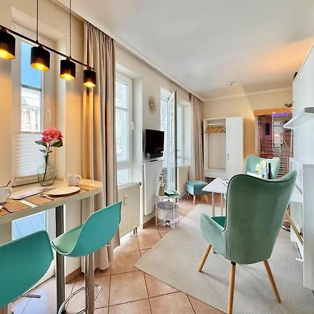 Im Seepark Mit Balkon Und Infrarotsauna * Sellin (Rugen)